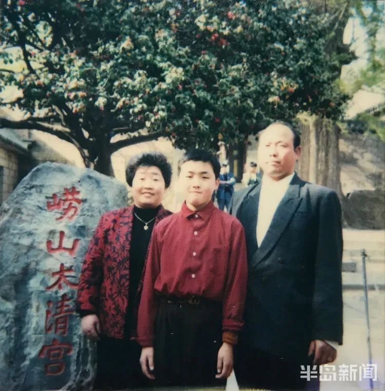 60歲終於實現諾言！老夫妻「共同打拼40年」從沒看過外面世界　晚年賣房「自駕房車到處玩」：對不起老伴