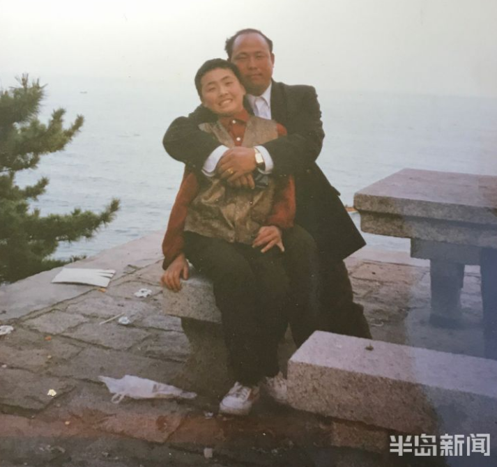 60歲終於實現諾言！老夫妻「共同打拼40年」從沒看過外面世界　晚年賣房「自駕房車到處玩」：對不起老伴