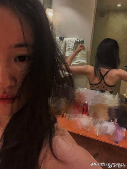 一改往日嬌弱形象！劉亦菲「單手做平板支撐」　背對鏡子「大秀完美背肌」驚呆網友：天仙姐姐好帥♥