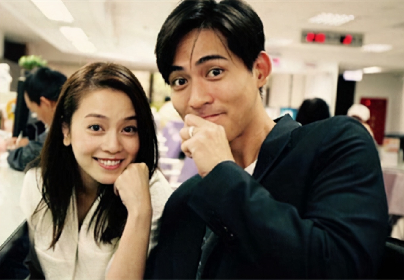 懷二胎？33歲喻虹淵「曬照慶結婚5周年」　被疑暗示「好事將近」周渝民曾坦言：能生多少是多少
