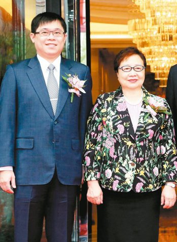 長榮內鬨難解決？老臣力勸「三兄弟重拾親情」：別愧對父親栽培　感嘆「最強女秘書攪局」分裂家族