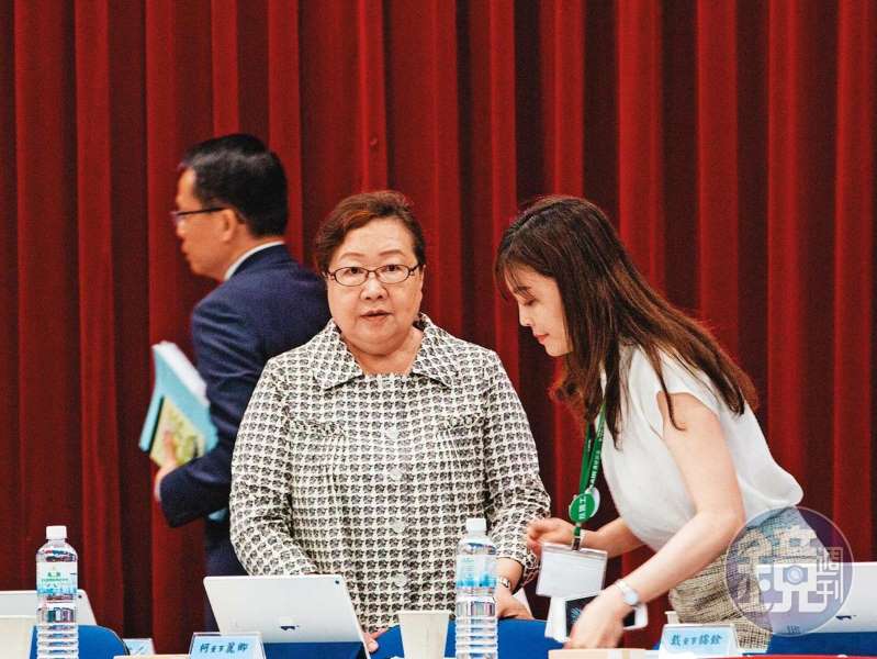 長榮內鬨難解決？老臣力勸「三兄弟重拾親情」：別愧對父親栽培　感嘆「最強女秘書攪局」分裂家族