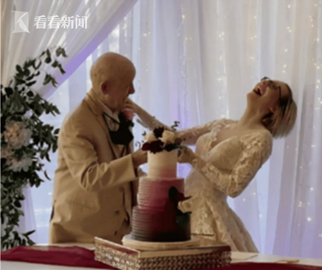 一夜暴富！19歲女護士喜嫁89歲痴呆症老翁　甜蜜PO貼「30歲成寡婦」意外出賣「可恥目的」
