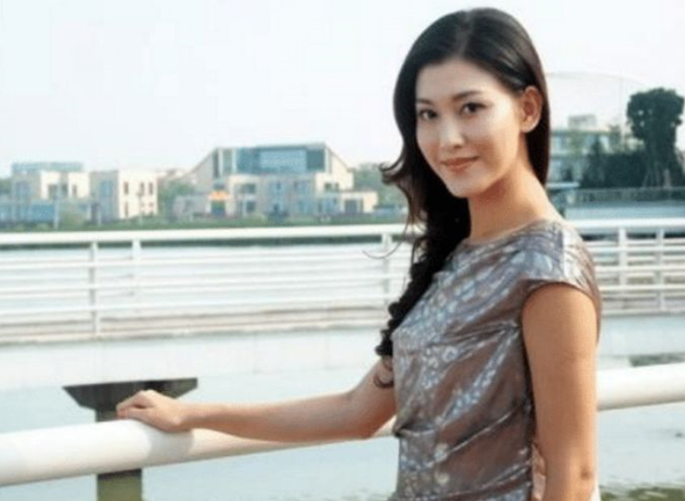 結婚僅一年半！李彩樺閃婚19個月「與富豪丈夫離婚」　否認第三者插足「重演戲裡人生」