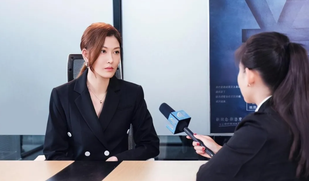 結婚僅一年半！李彩樺閃婚19個月「與富豪丈夫離婚」　否認第三者插足「重演戲裡人生」