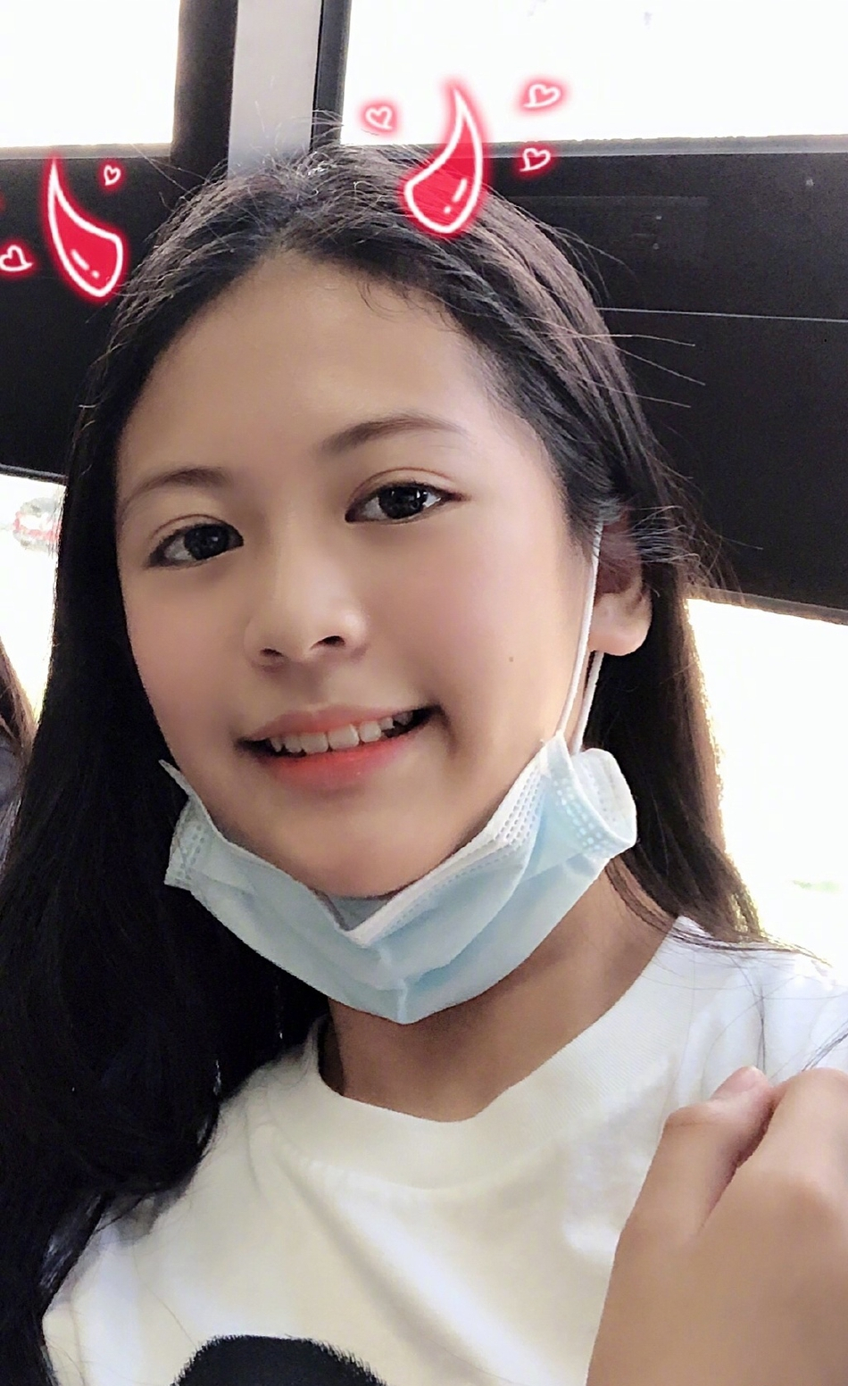兒時被吐槽浪費基因！「亞姐冠軍」翁虹13歲女兒近照曝光　顏值逆襲「五官精緻立體」網讃酷似阿嬌