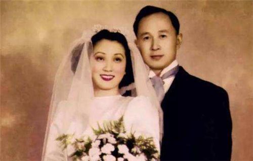 36歲哥哥「不戀愛不結婚」！妹妹急壞要「給哥哥做紅娘」遭拒　他紅著臉表白：我非妳不娶 
