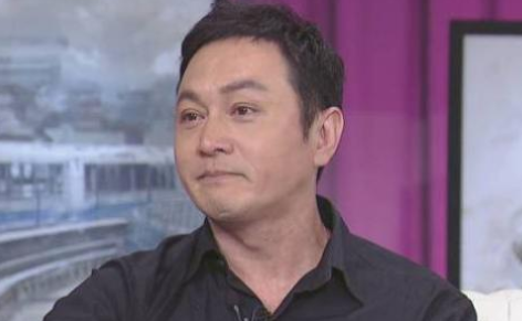 曾和賈靜雯搭檔爆紅！55歲男星不顧反對「堅持迎娶5婚妻」　「扶養6個孩子」身分讓人錯愕