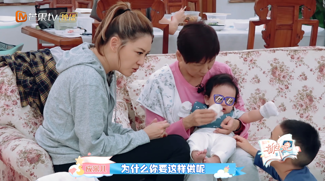 生氣媽媽不給買愛衣！7歲Jasper擅自「刪節目組視頻」惹怒應采兒　反省後高情商「認錯舉動」被讃爆