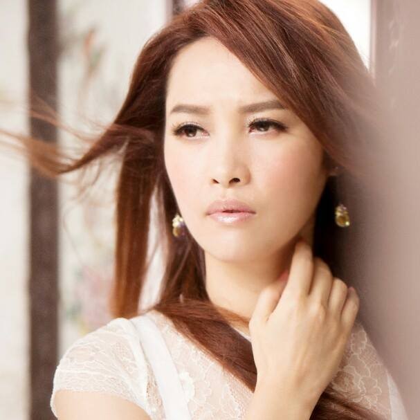 來不及看兒長大！《多桑》洪百慧「留下4月嬰驟逝」尪慟喊：再續夫妻緣　4年後「弟弟燦笑現身」粉絲感動落淚
