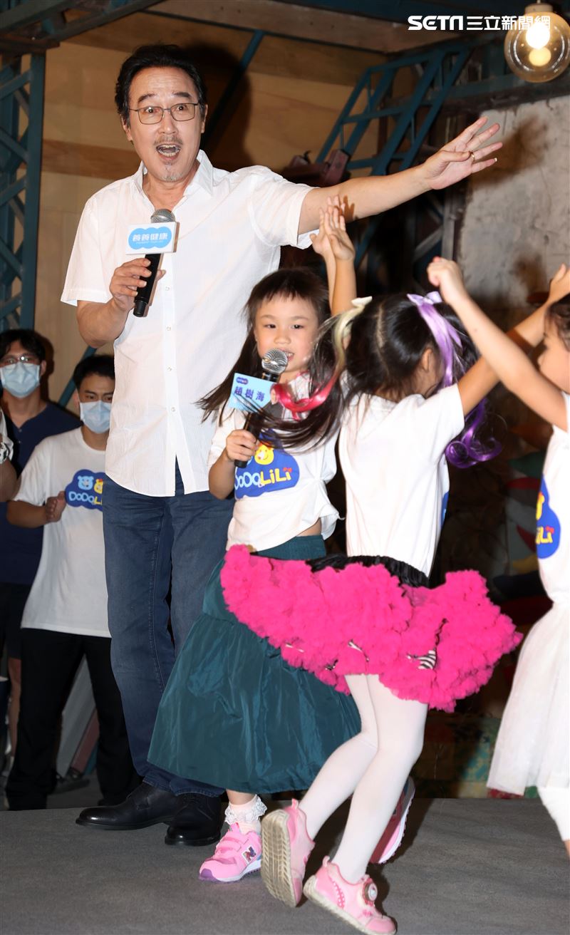 對媳婦超嚴苛！趙樹海曝「對高圓圓私下要求」：標準比照兒子　嫁進來要適應「連杯子放錯也不行」該教就教