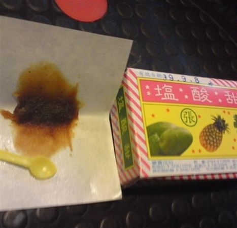 小時候吃過嗎？網友PO「經典古早味零食」秒勾童年回憶　內行人「曝獨特吃法」：超受小朋友歡迎