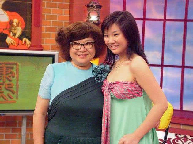 原諒上代恩怨！沈殿霞女兒「同框異母姊妹」接納爸爸新家庭　缺12年父愛「鬆口和鄭少秋關係」