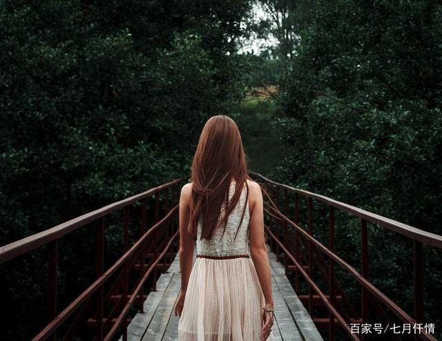 每月上交40000！妻子10年「沒存下一分錢」引老公暴怒　父母「反罵兒子不孝」：沒剩下是對的