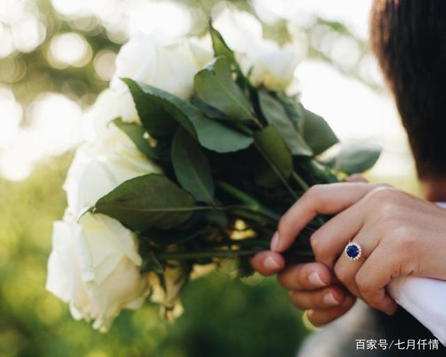 每月上交40000！妻子10年「沒存下一分錢」引老公暴怒　父母「反罵兒子不孝」：沒剩下是對的