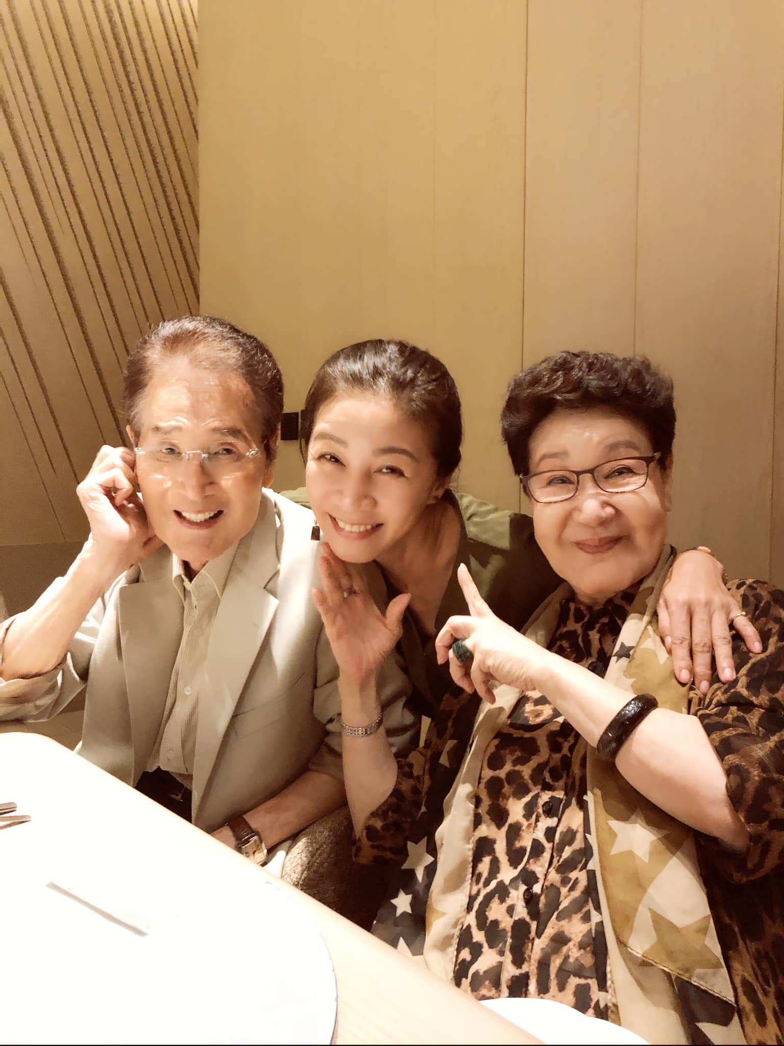 獨立變老！方文琳「和兩女兒同鄰不同居」貸款一起分擔　「完全不黏小孩」反倒要她們多出去玩