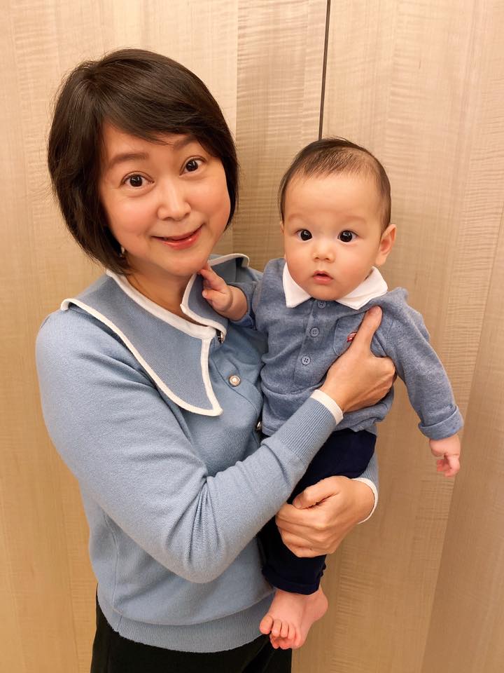 夫逝後痛悟！55歲王月「突爆瘦10公斤」坦言：都是為李國修　和出嫁女兒住隔壁「享含飴弄孫樂趣」