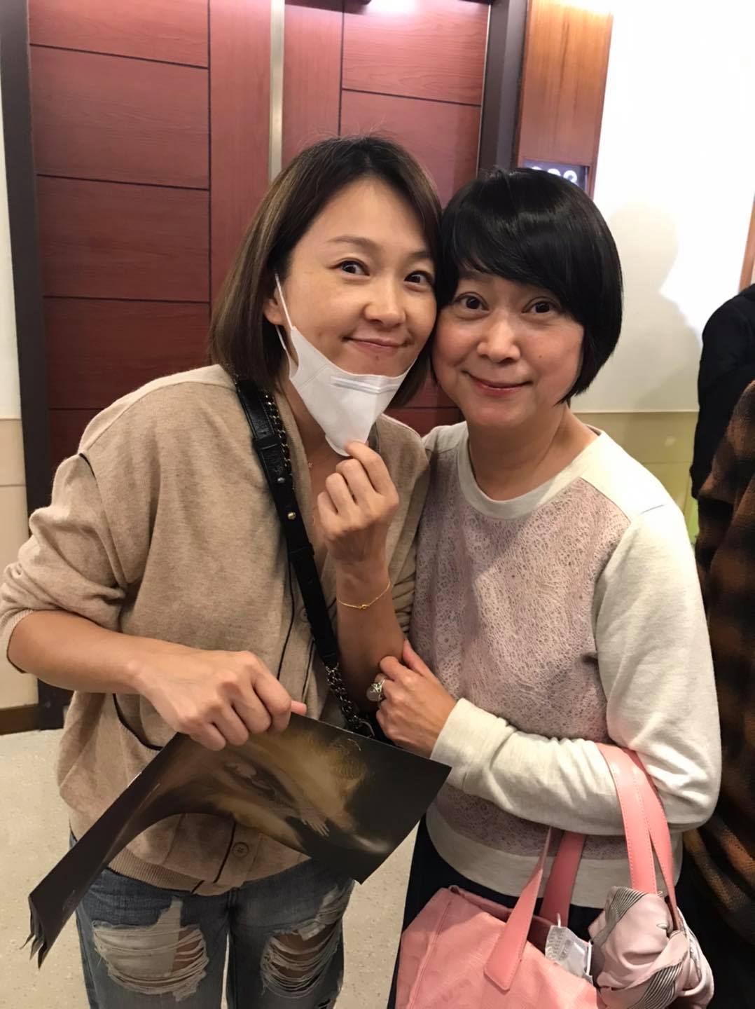 夫逝後痛悟！55歲王月「突爆瘦10公斤」坦言：都是為李國修　和出嫁女兒住隔壁「享含飴弄孫樂趣」