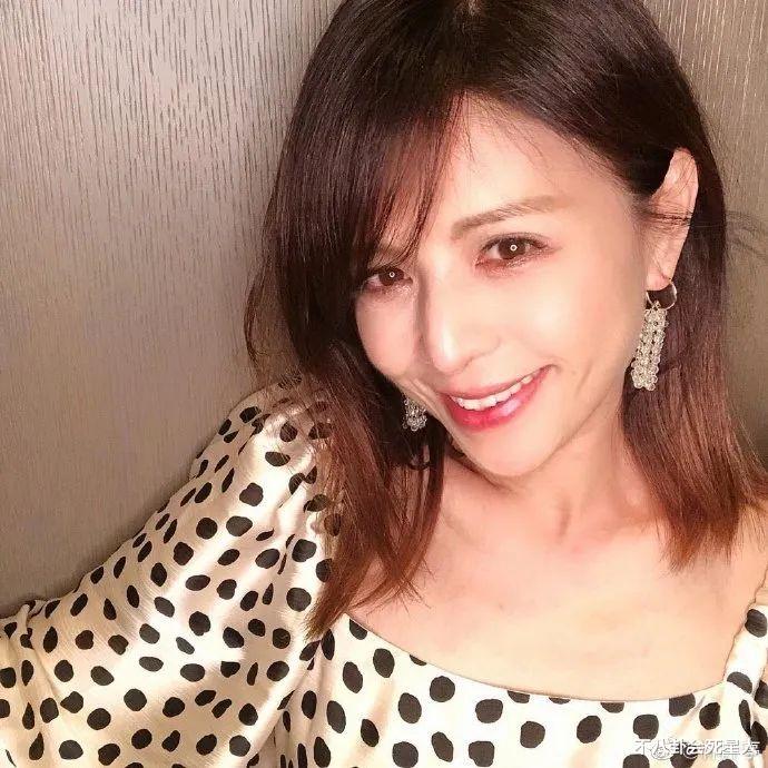 金城武初戀近況曝光！全台開60間分店「坐擁上億身家」　曾因自卑分手「今52歲生2帥兒」凍齡似少女