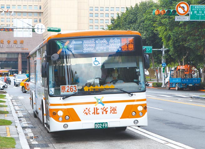 博愛座被占用！台北市「試辦讓座鈴」有需要的自己按　「全車廣播都聽見」民眾嘆：壓力好大