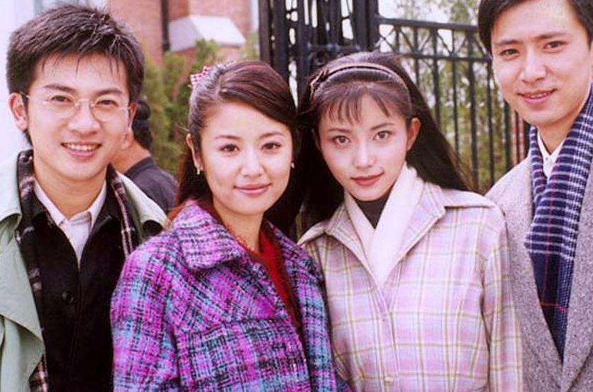 33歲穿婚紗離開！前男友黃曉明差點崩潰　葬禮現場范冰冰強忍悲痛「千萬粉絲含淚送別」：一路走好