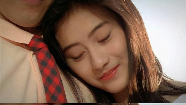 最美瓊女郎！3任男友愛她如命「嫁百億富豪」相約不生子　9年豪門夢碎「46歲單身近照」簡直逆生長