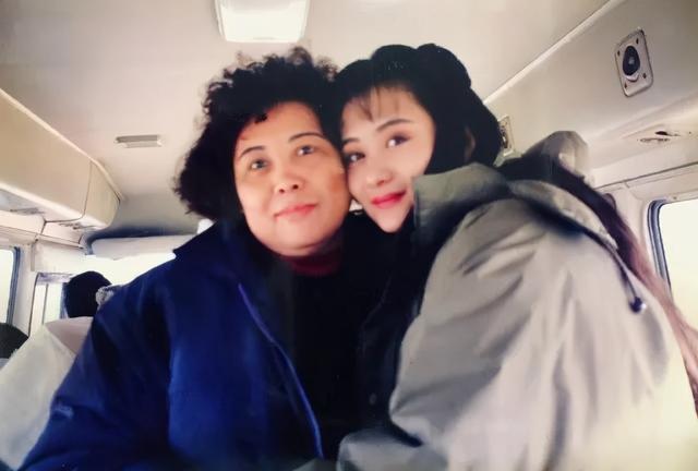 最美瓊女郎！3任男友愛她如命「嫁百億富豪」相約不生子　9年豪門夢碎「46歲單身近照」簡直逆生長