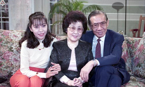 鶼鰈情深71年！常楓「為太太不出遠門」原因好感人　「97歲仍健步如飛」女兒笑曝：爸爸睡前最愛小酌