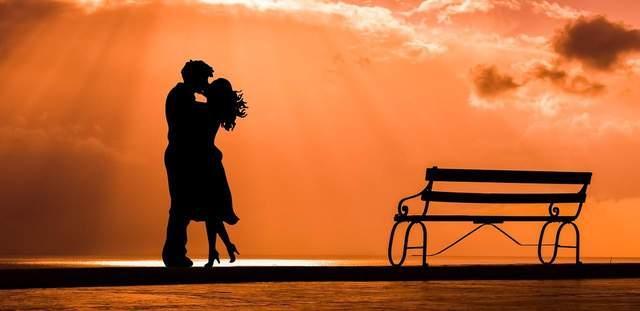 「嫩草」吃不得！45歲二婚女嫁30歲男人　婚後一週就苦不堪言：戀愛時明明很甜蜜