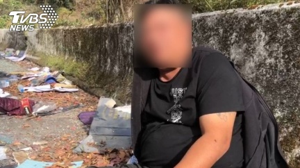 奧萬大巴士翻車！老公當場走了「倖存妻不知噩耗」淚問：我老公呢　駕駛現身曝「我已經盡力了」