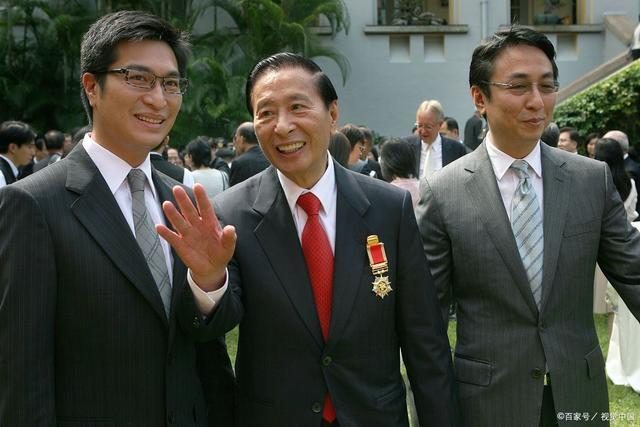 轟動香港的李氏分家！三胞胎兄弟「分上千億財富」卻不知媽媽是誰　父親57歲「至今未婚」