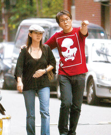 那張紙重要嗎？曾寶儀「不願綁住15年男友」突鬆口婚姻進度　坦言「自己怕被拋棄」謝爸媽離婚成典範