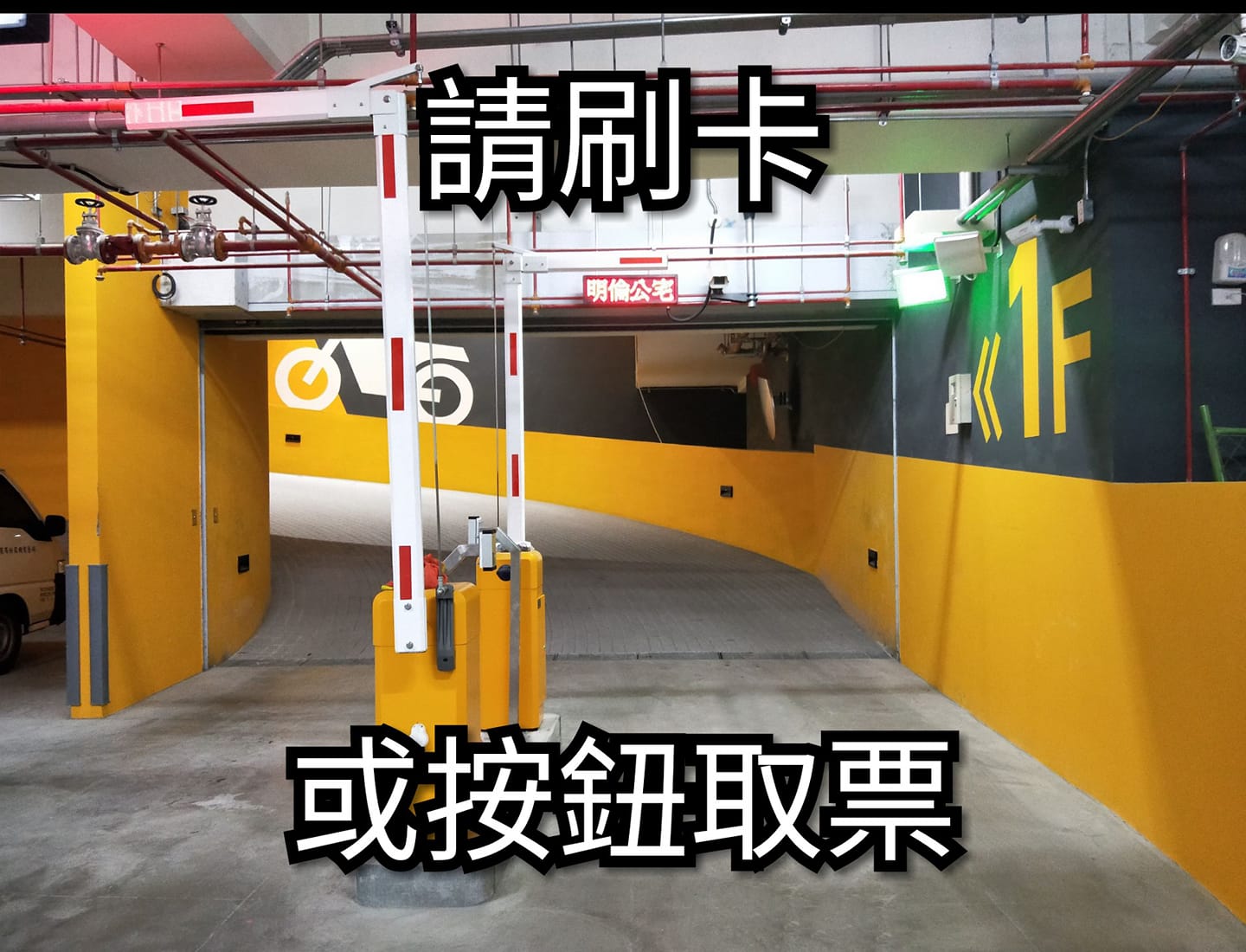 台灣人才懂！15張「讓人瞬間聽見聲音」的日常梗圖　超經典「前方有測速照相」網笑翻：秒接下一句