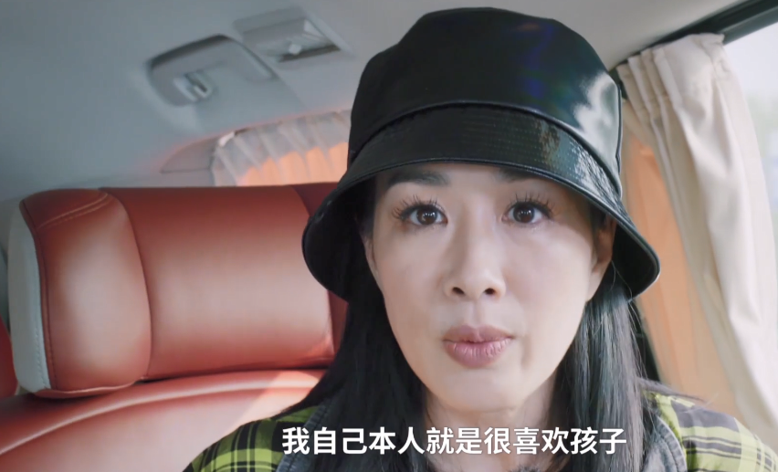 50歲鍾麗緹遭婆婆逼生四胎？三婚嫁「小12歲老公」被酸老牛啃嫩草　她的回應「堪稱典範」