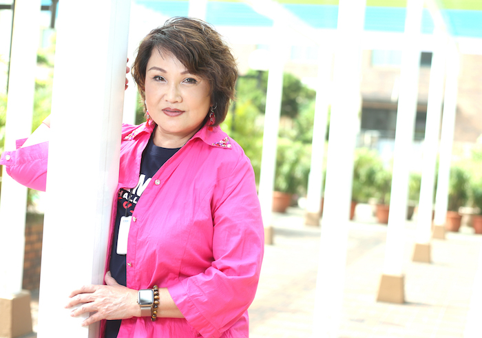 懊悔輕易簽字離異！《庭院深深》谷音單親養女「淚認為母難兼父職」　今母女相處曝光「謝愛女懂事暖體諒」