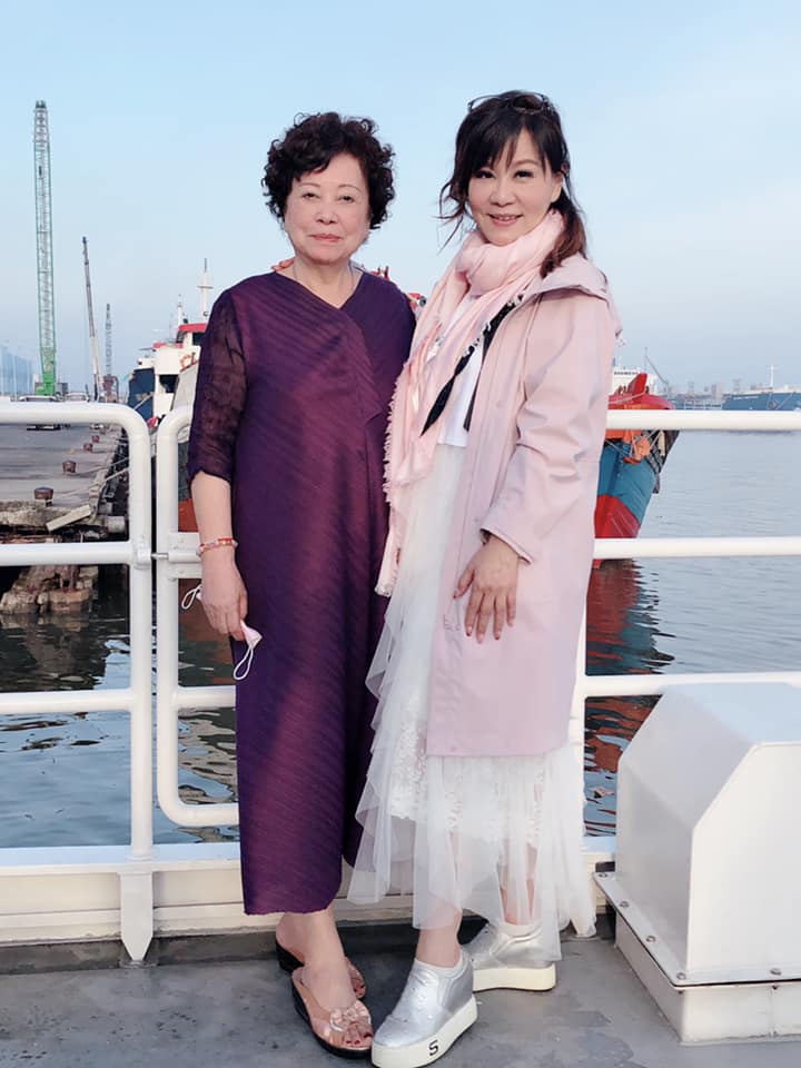愛要及時！龍千玉花整年「帶8旬老母玩遍寶島」上山下海　「為意外提前做好規劃」揭長女心聲