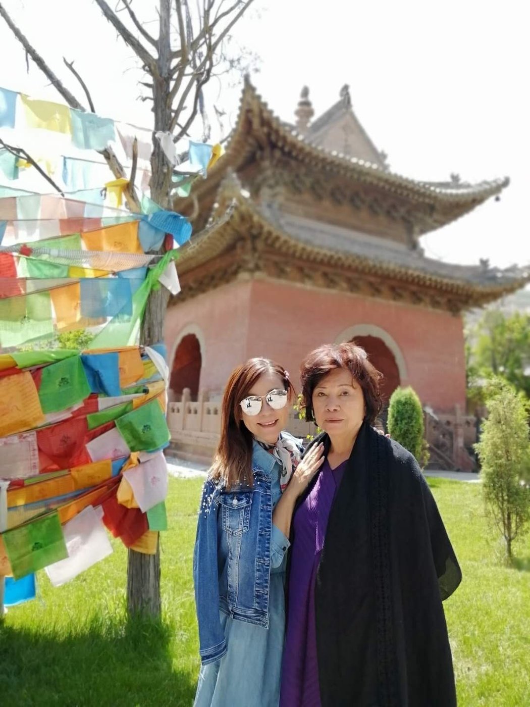 愛要及時！龍千玉花整年「帶8旬老母玩遍寶島」上山下海　「為意外提前做好規劃」揭長女心聲