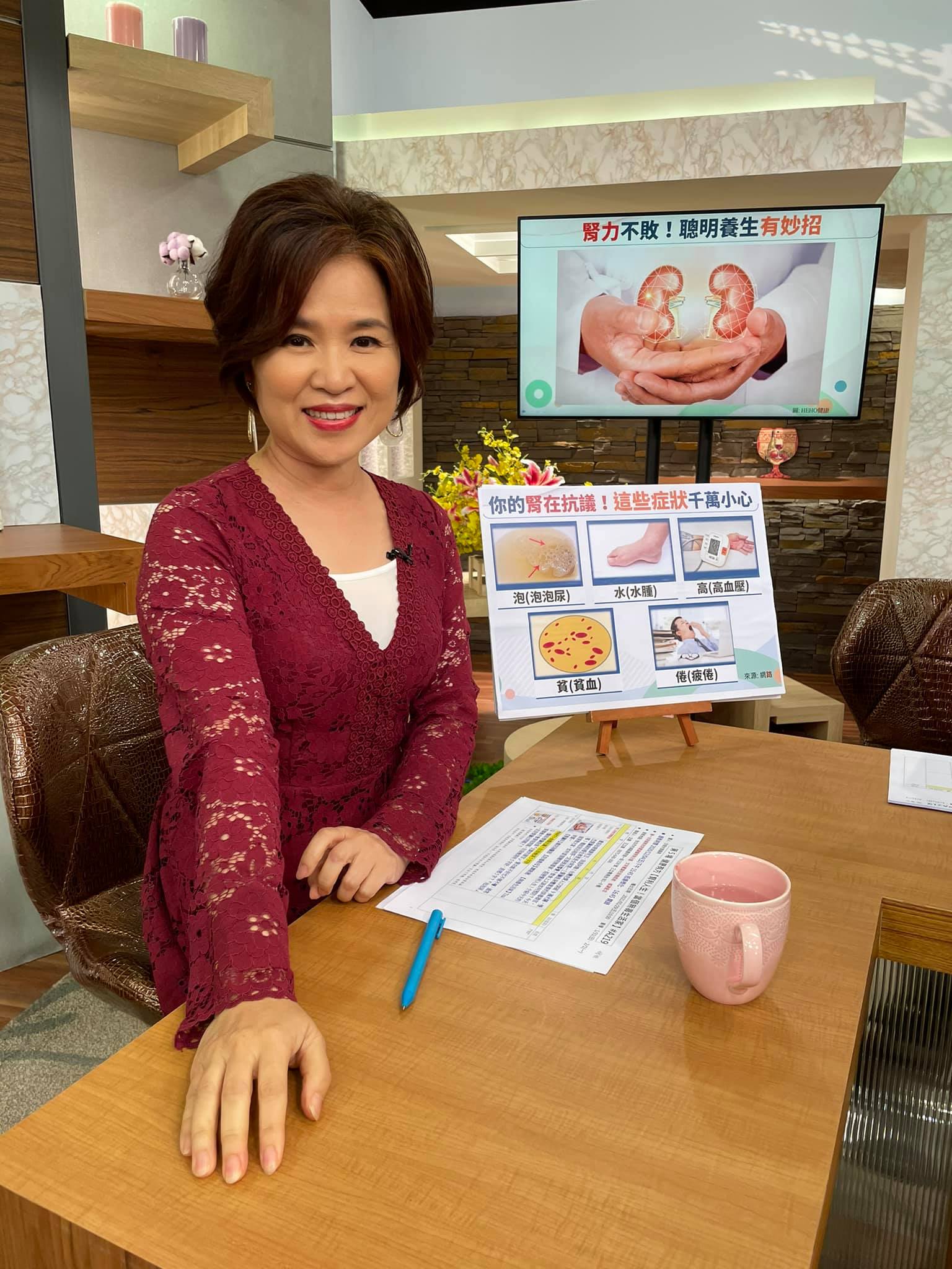 真的累了！楊月娥悲曝長女「頭痛到無法站立」一夜反覆數十次　幫餵飯洗澡「還硬撐工作」突感嘆：把心安住