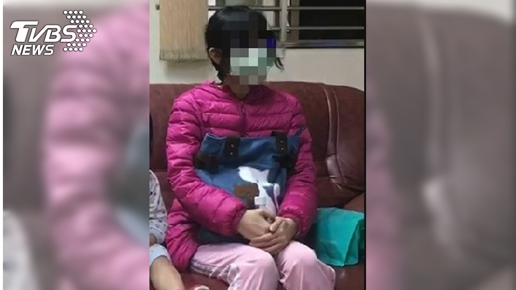 彰化女童失蹤12年！媽媽認了「把她鎖家中」：我是想保護她　爸奔警局相認「孩子冷冷說話」心疼哭了