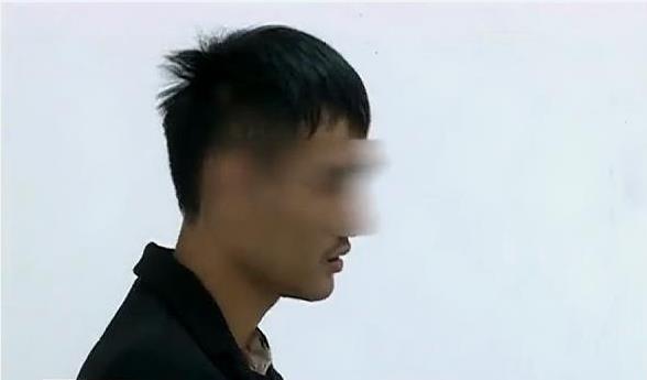 倒貼3萬3！44歲大媽「夜會」22歲小鮮肉墮入情網　熱戀期偶遇「小男友劈腿正妹」當場氣炸