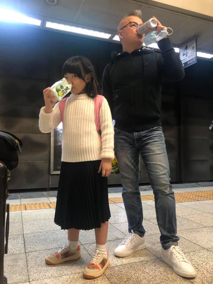 郁方發願「替50歲富尪吃素108天」背後藏洋蔥　「老公總在女兒前誇她」最好婚姻身教：要嫁跟爸爸一樣的人