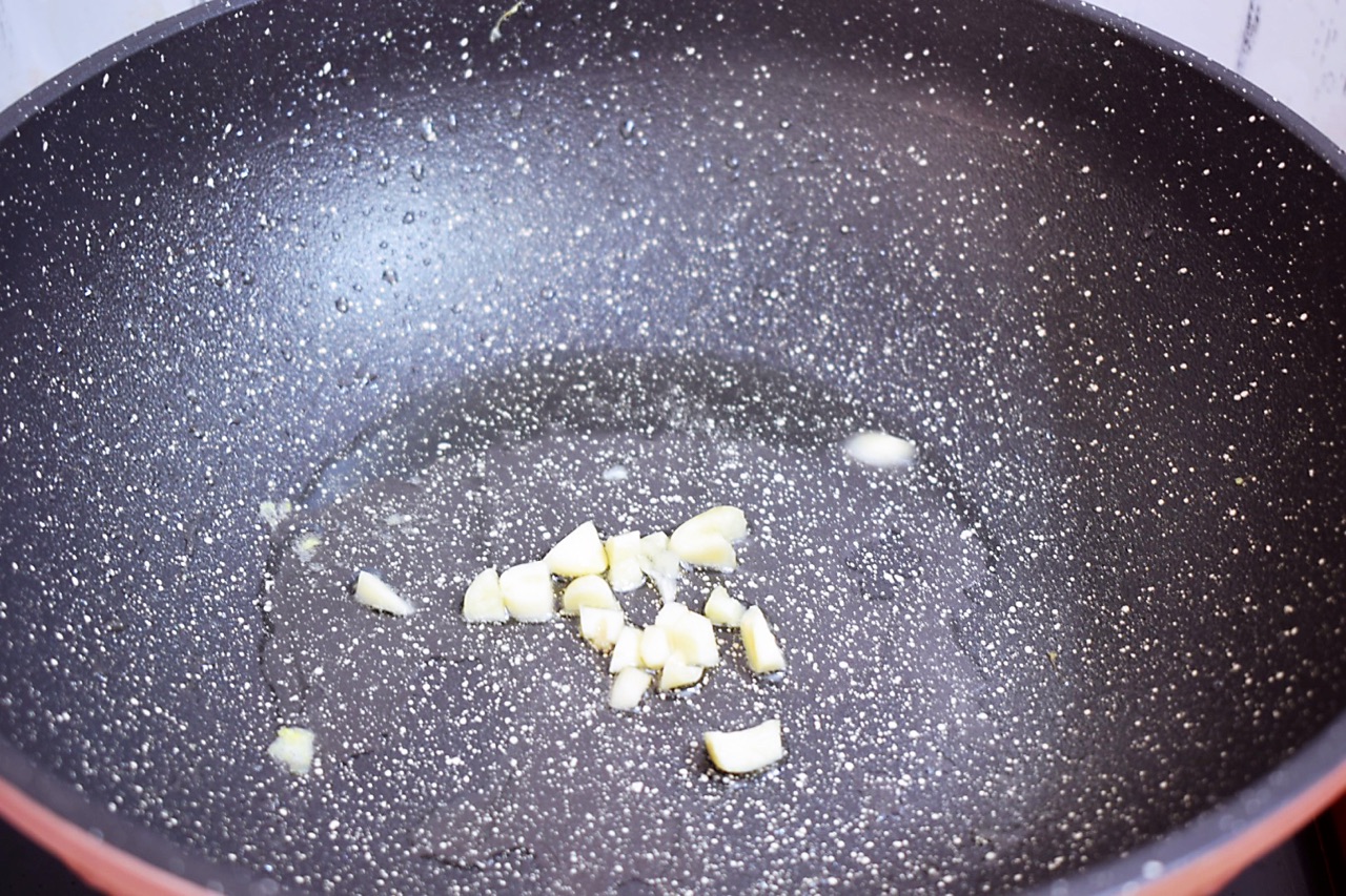 冬至前後常吃此菜！葉酸含量高「護肝補鐵」比肉還營養　「簡單家常菜」馬上能上桌