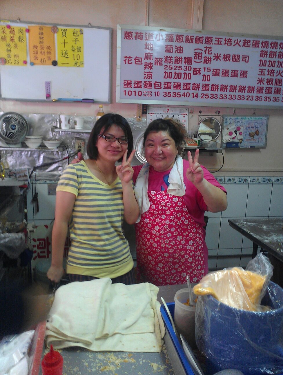 改賣早餐30年！70歲女星自豪「收入比當藝人多3倍」還結識好姐妹　把賺來的錢「全回饋社會」：知足才幸福