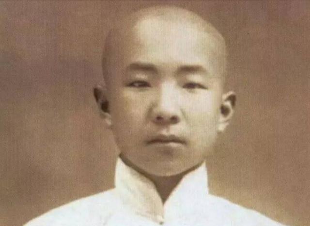 心裡容不下任何人！奉母命「牽手不孕妻40年」無子也甜蜜　太太走後「他終身不再娶」唯有一心願