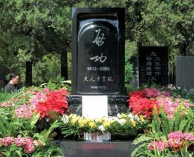 心裡容不下任何人！奉母命「牽手不孕妻40年」無子也甜蜜　太太走後「他終身不再娶」唯有一心願