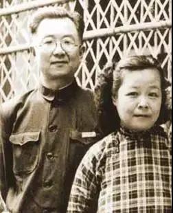 心裡容不下任何人！奉母命「牽手不孕妻40年」無子也甜蜜　太太走後「他終身不再娶」唯有一心願