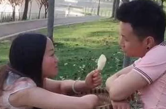 「連體夫妻」分手了！無腿丈夫爆紅後「出軌女粉絲」　苦留斷臂妻一人撫養孩子：真情難抵現實
