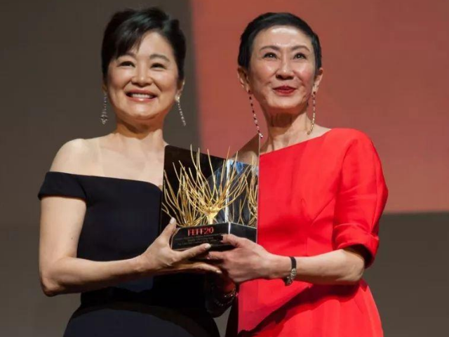 舊到發霉也不洗！林青霞曬閨蜜「35年前送的Lv箱」　誇王祖賢鄧麗君「私下真實面」甜秀姐妹情