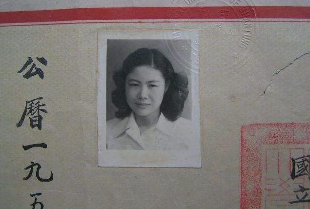 女人就要靠老公？一代才女「忍痛斷外遇尪」挑燈寫文養孩子　臨終時「晚景卻淒涼」感嘆：只想安靜離開