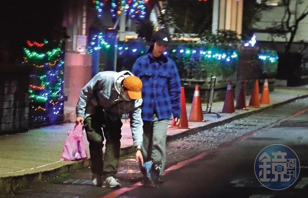 《我的婆婆》發貴認愛！跟勇兔遛狗「如老夫老妻」：美好萌芽❤　羞曝「想結婚抱小孩」經紀人回應了